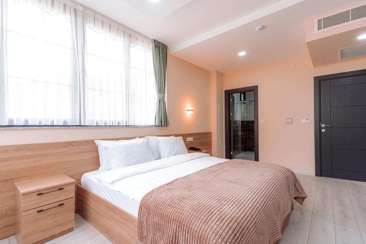 Lidzo Villa Butik Otel ทรับซอน ภายนอก รูปภาพ