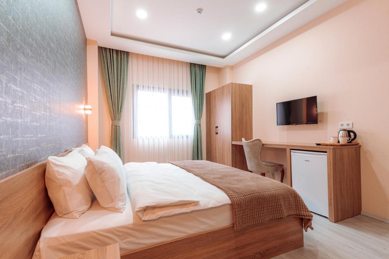 Lidzo Villa Butik Otel ทรับซอน ภายนอก รูปภาพ