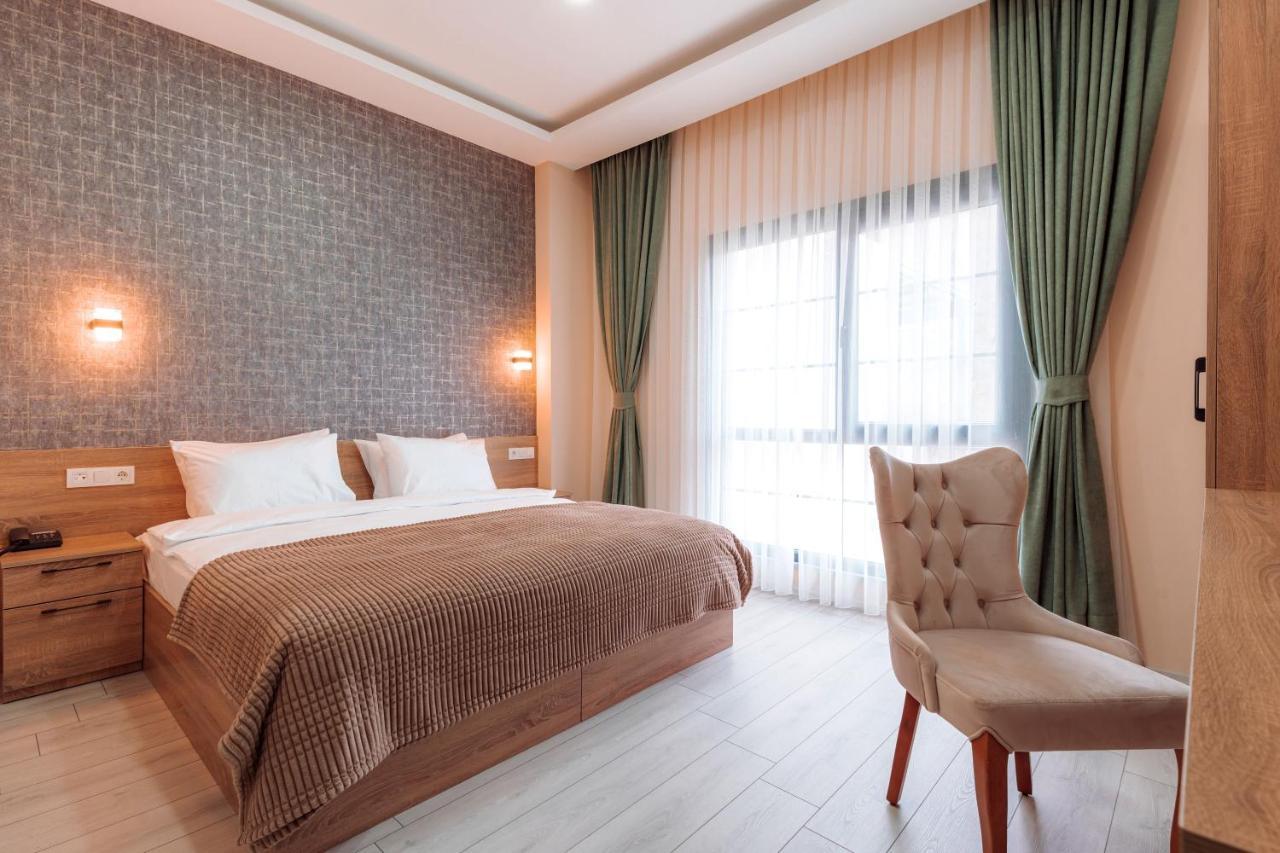 Lidzo Villa Butik Otel ทรับซอน ภายนอก รูปภาพ
