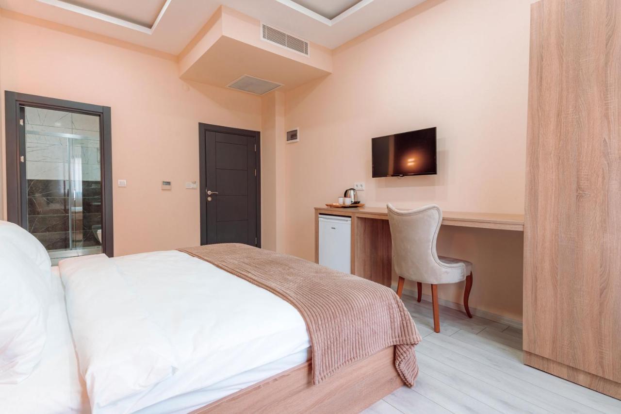 Lidzo Villa Butik Otel ทรับซอน ภายนอก รูปภาพ